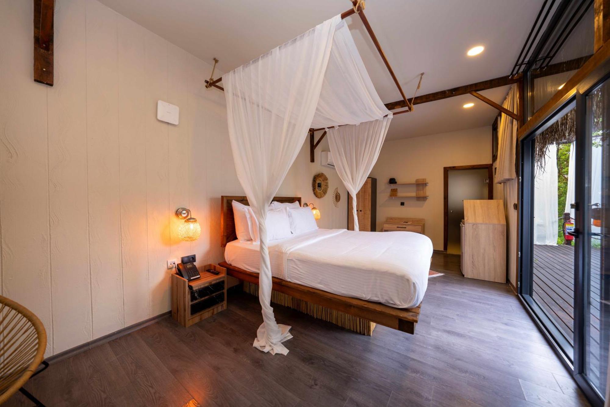 Hotel Lov Adults Only 3*