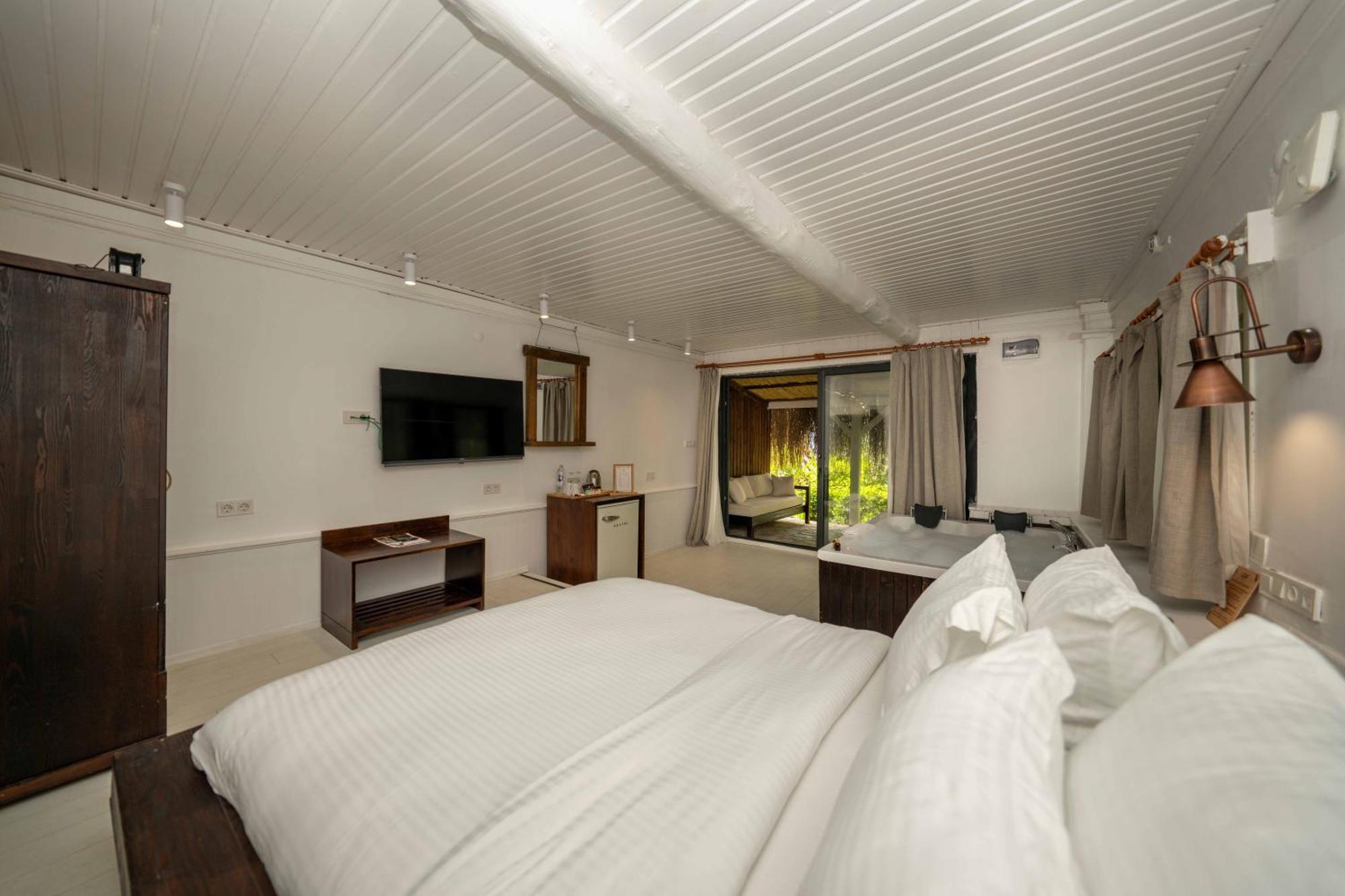 Lov Adults Only Hotel