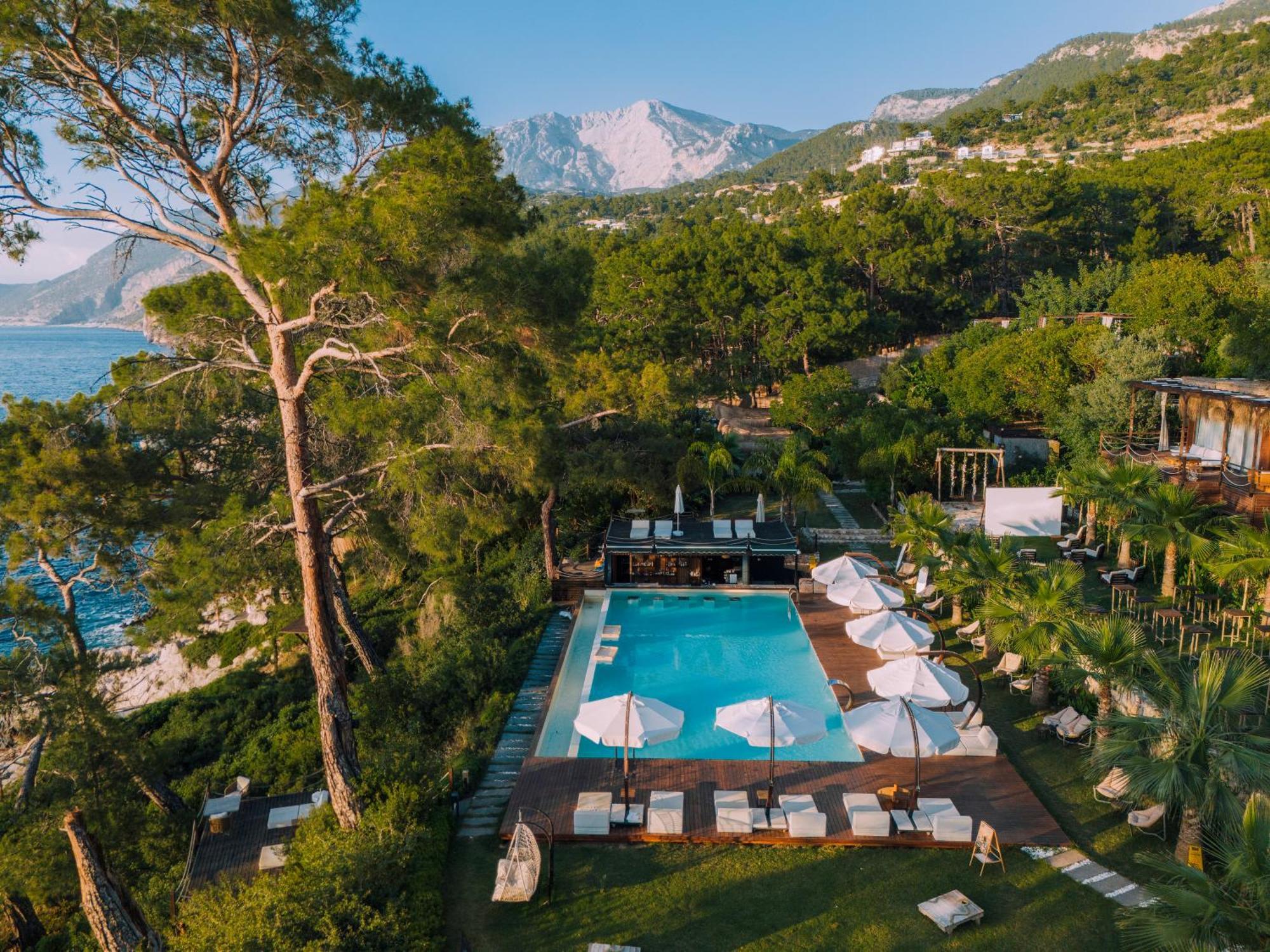 Lov Adults Only Hotel 3*